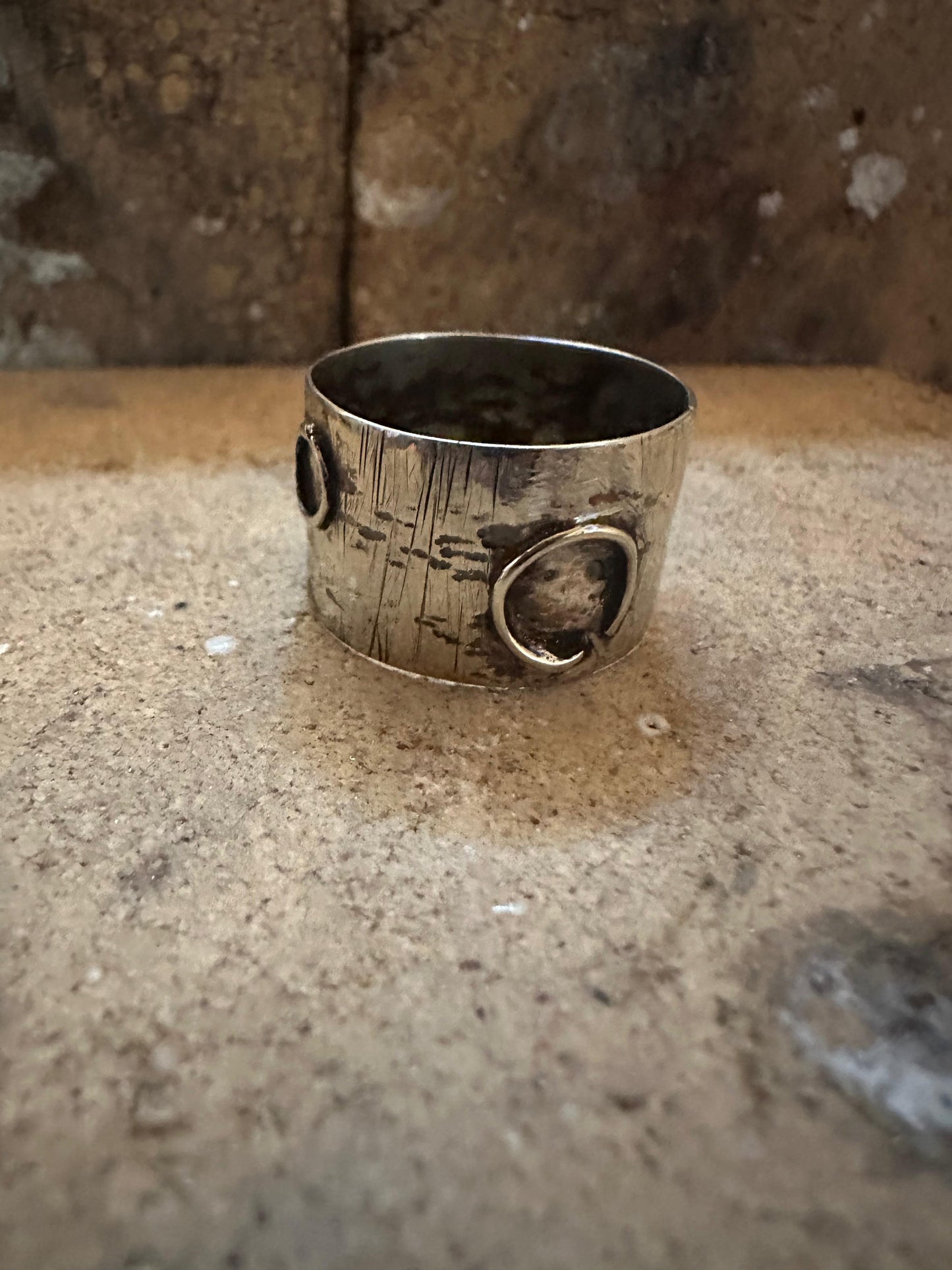 Anillo Alpaca Lunar